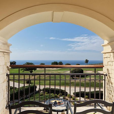 Aphrodite Hills Hotel Kouklia Extérieur photo