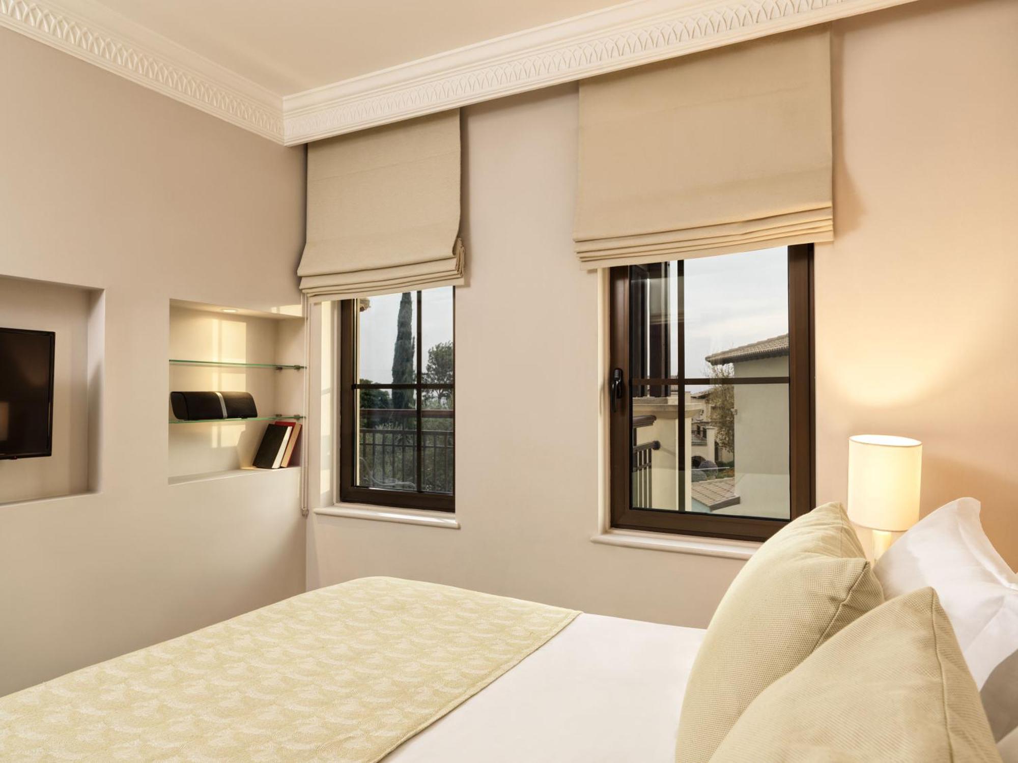Aphrodite Hills Hotel Kouklia Extérieur photo