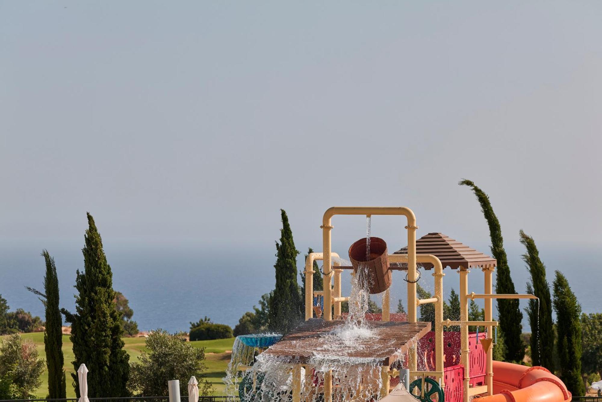 Aphrodite Hills Hotel Kouklia Extérieur photo